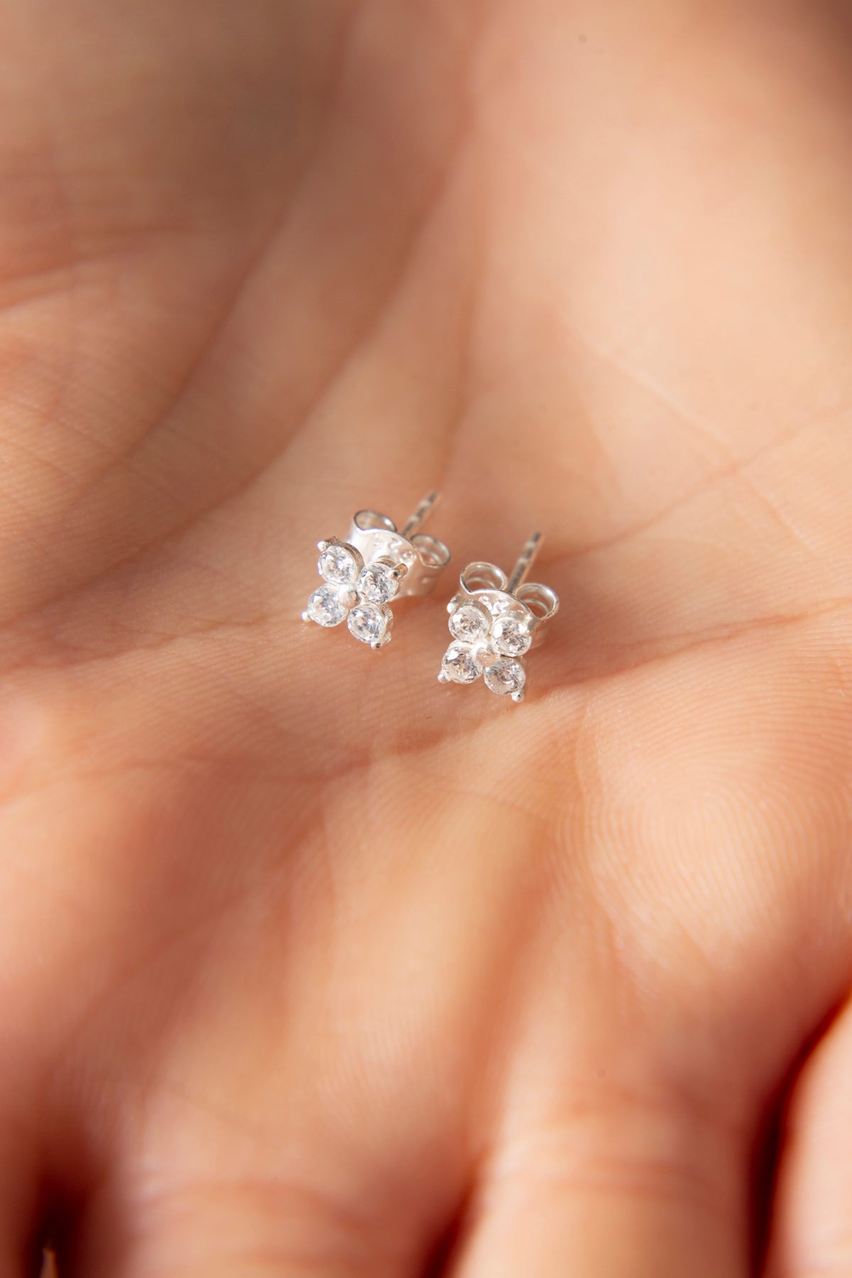 Wholesale Minimalist 925 Sterling Silver Earrings for Women