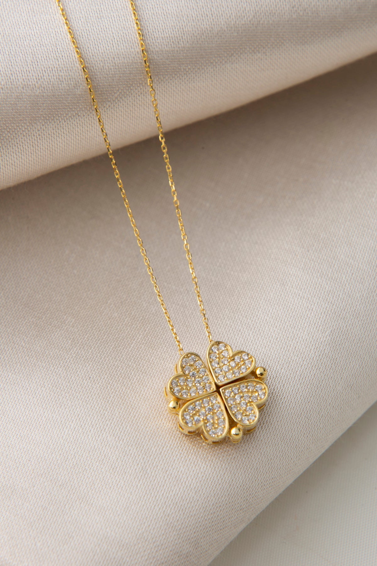 Wholesale Women's Opening Heart Clover Model 925 Sterling Silver Necklace