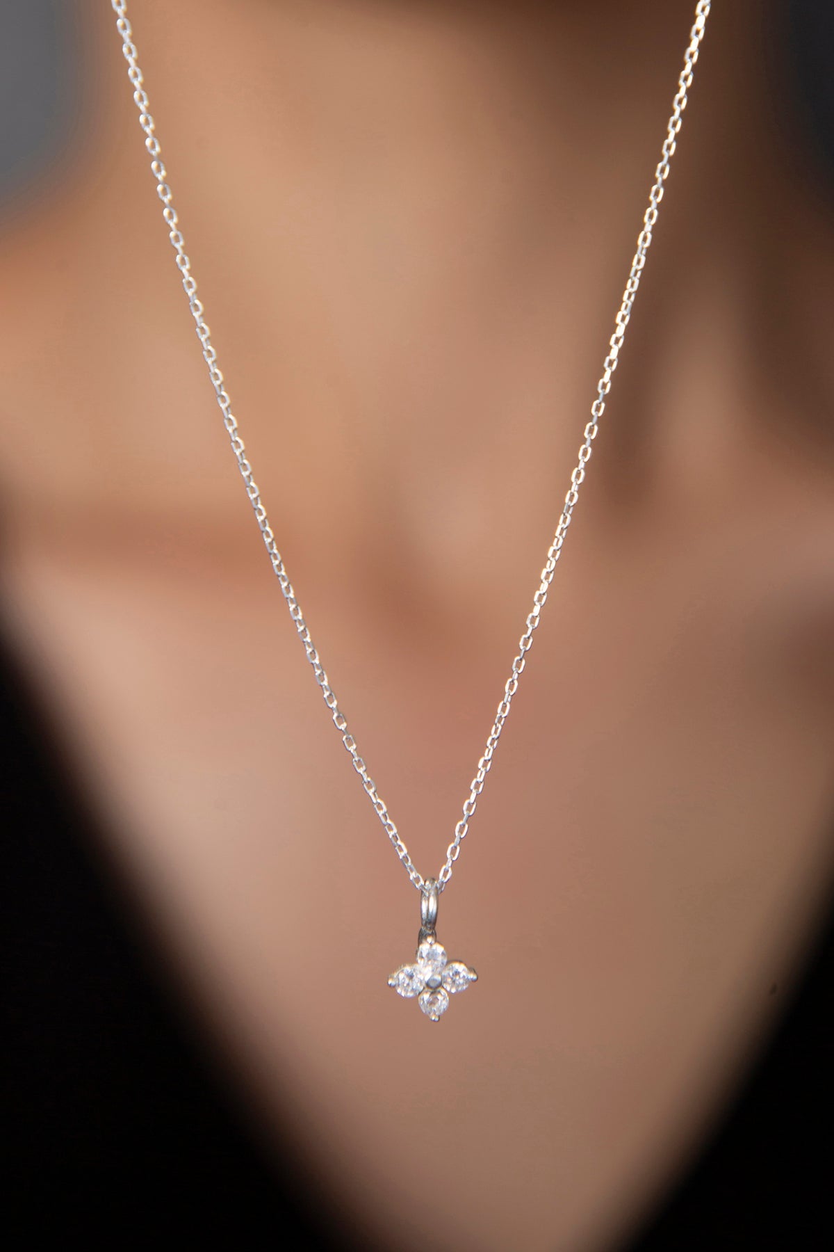 Wholesale Minimalist 925 Sterling Silver Necklace for Women