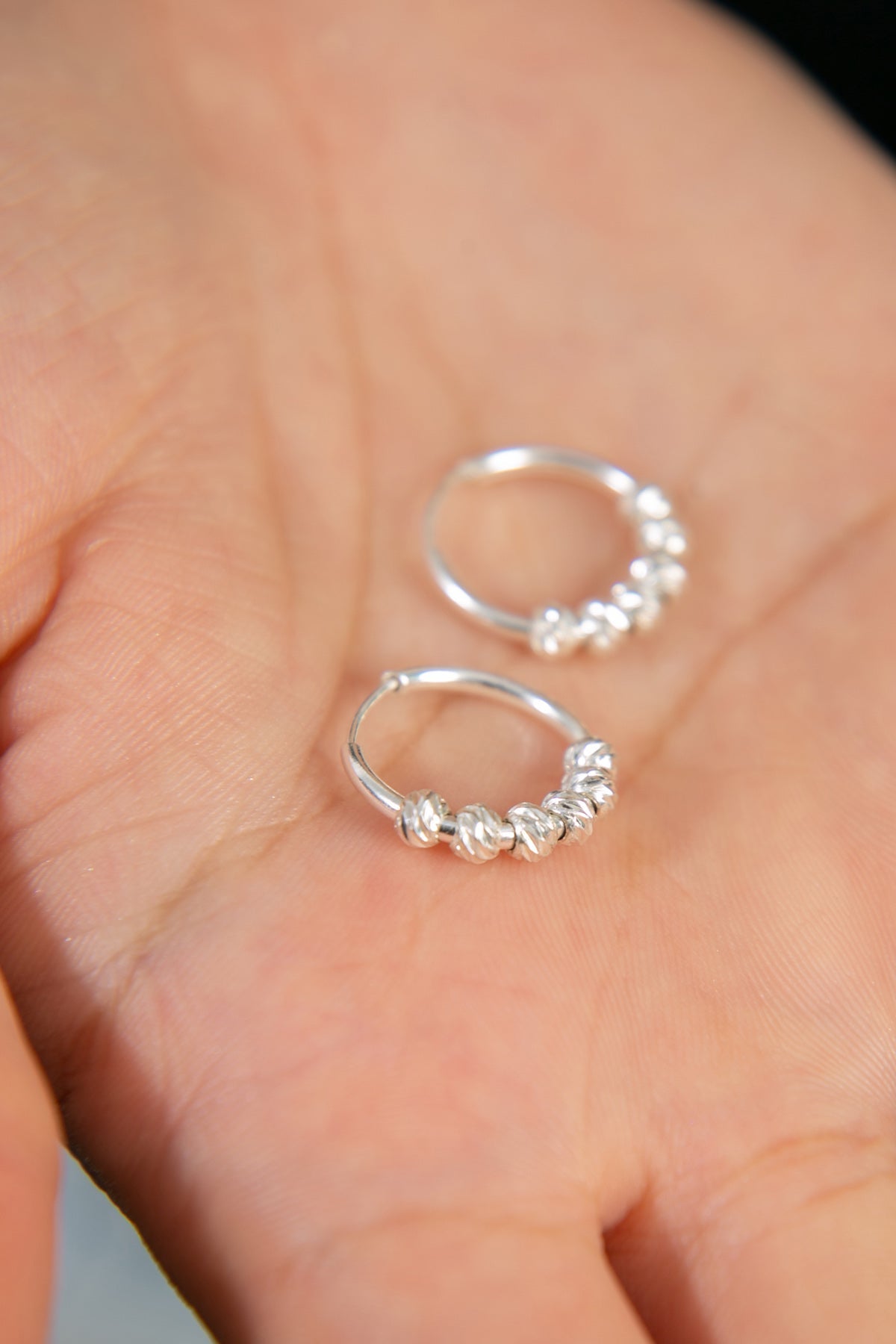 Wholesale Women's 925 Sterling Silver Hoop Earrings with Doric Top Detail