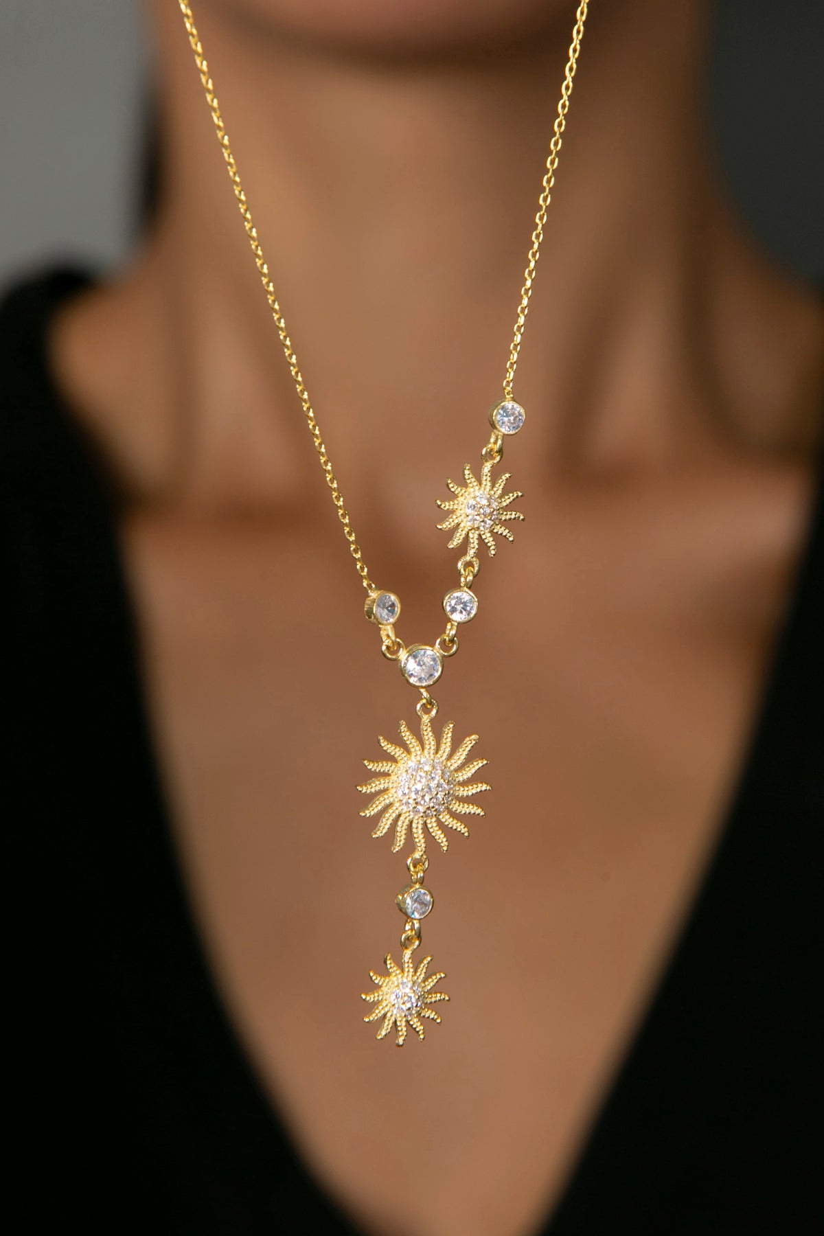 Wholesale Women's Aligned Sun Model 925 Sterling Silver Necklace