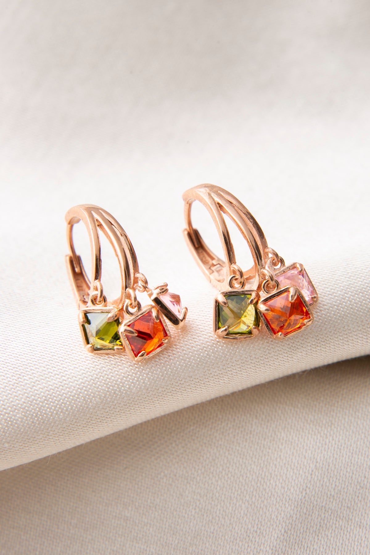 Wholesale Women's 925 Sterling Silver Drop Earrings with Stones