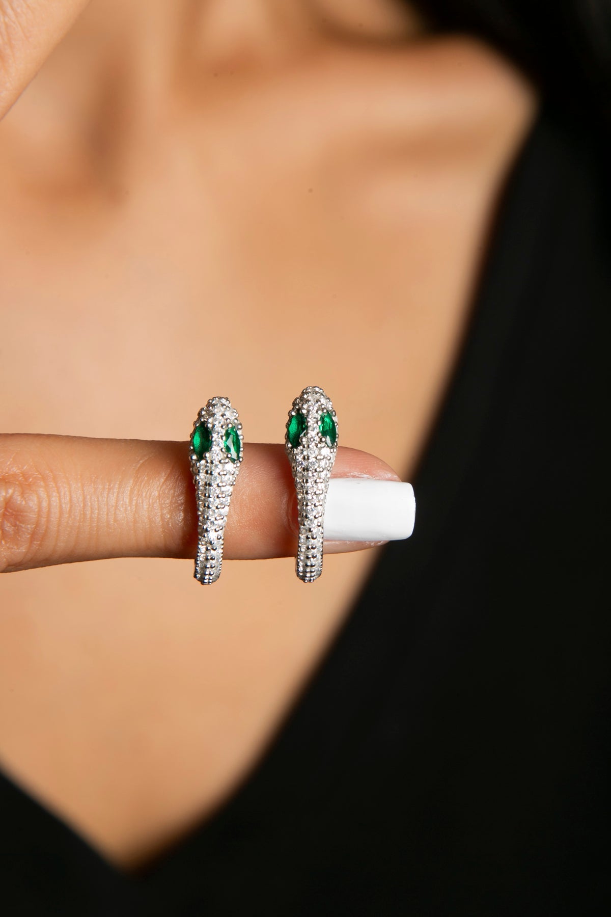 Wholesale Women's Green Stone Detailed Snake Model 925 Sterling Silver Earrings