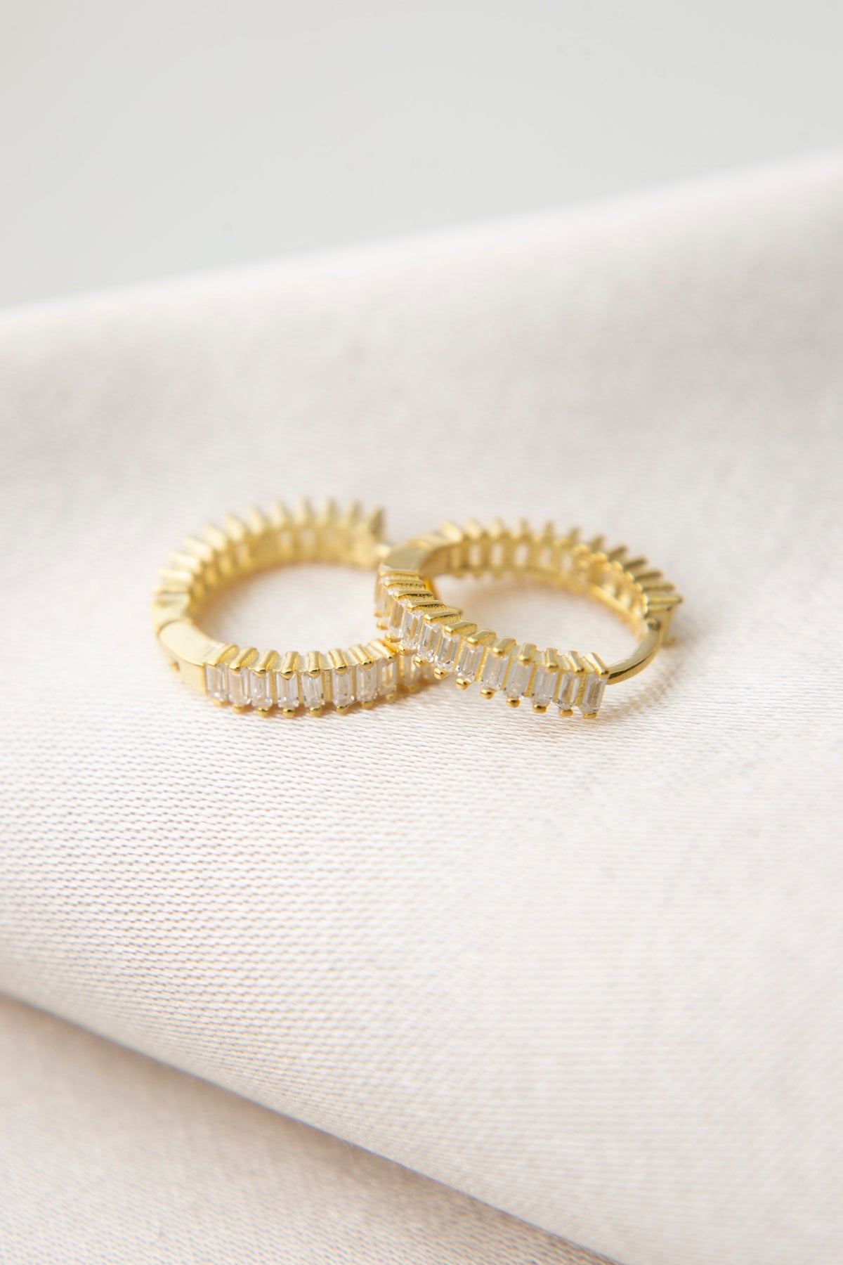 Wholesale Women's 925 Sterling Silver Baguette Hoop Earrings