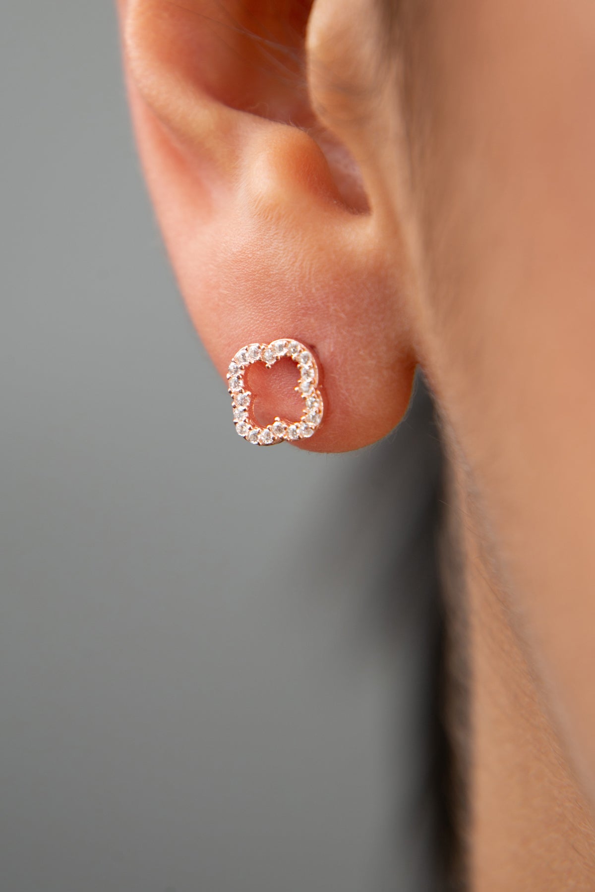 Wholesale Women's 925 Sterling Silver Rose-Plated Flower Earrings with Stone Detail