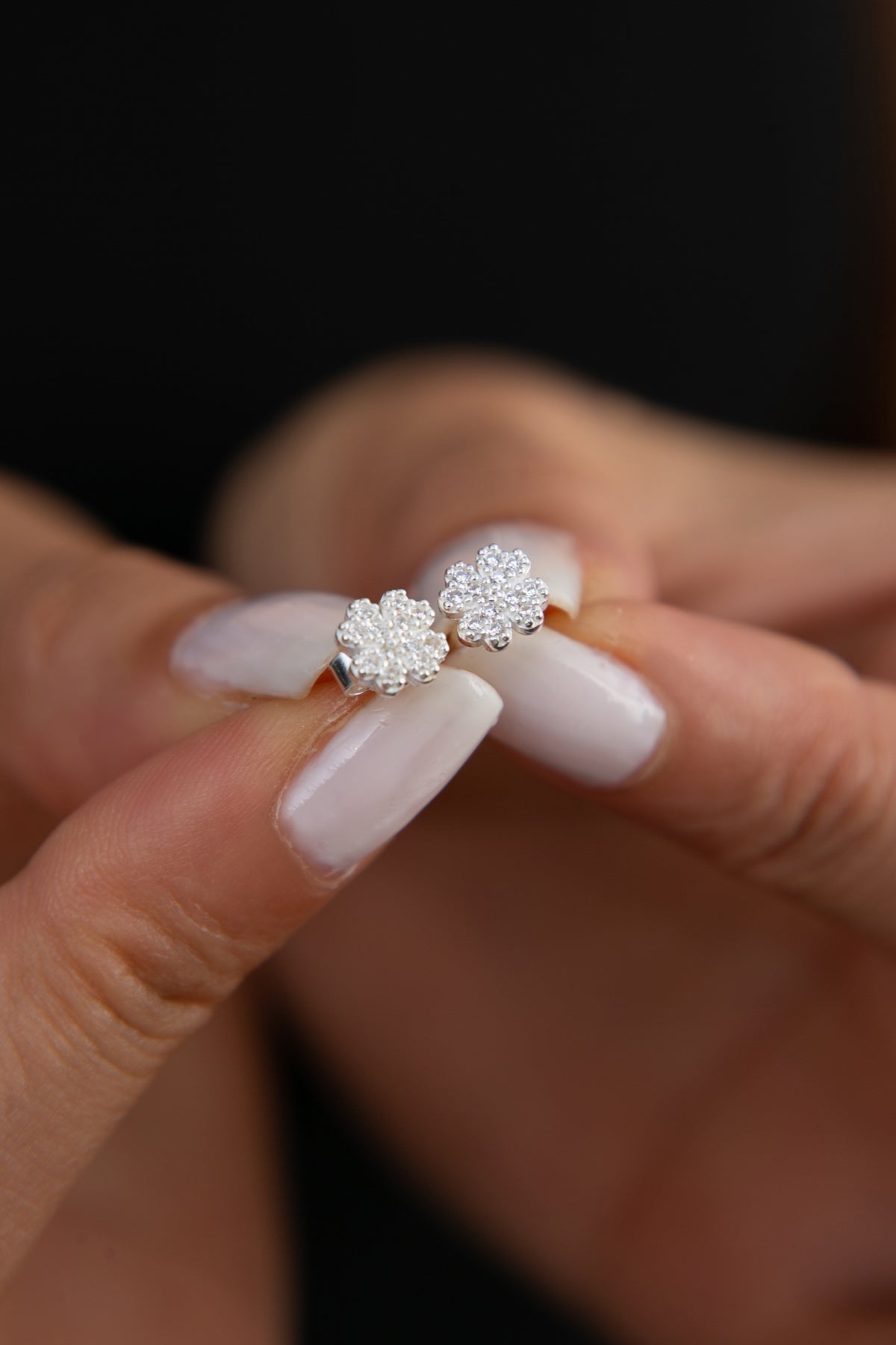 Wholesale Women's Flower Model 925 Sterling Silver Earrings