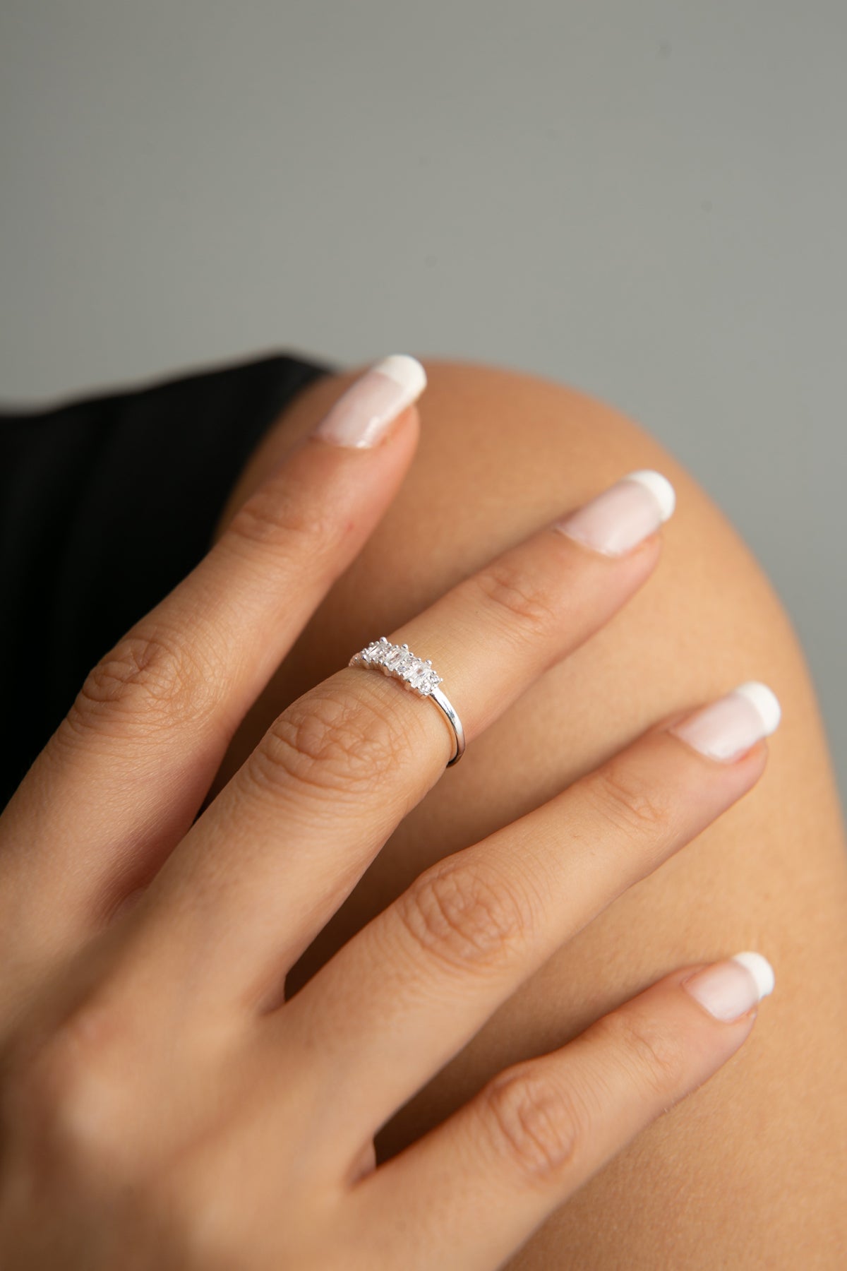 Wholesale Women's Row Stone Detail 925 Sterling Silver Ring