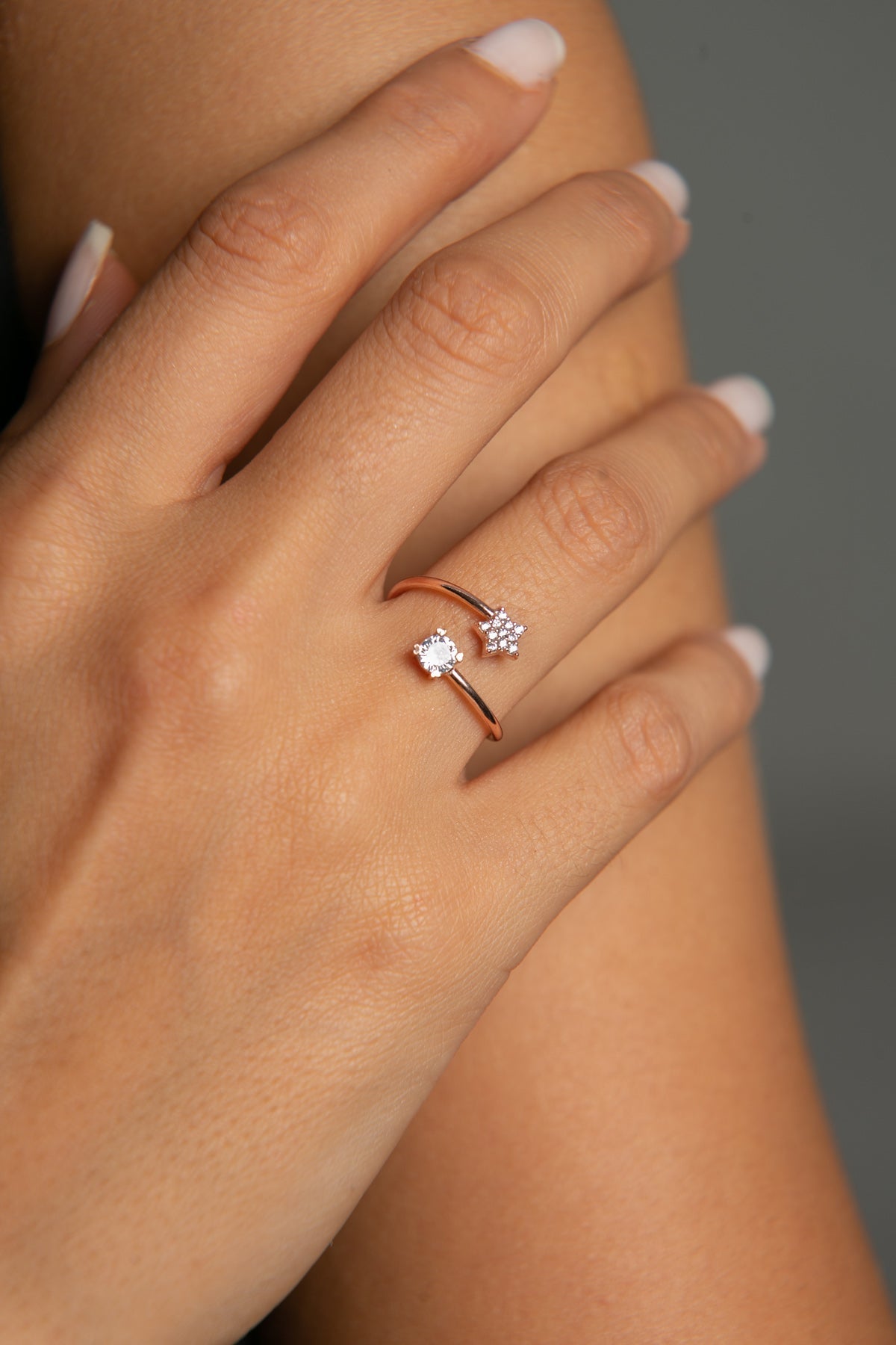 Wholesale Women's Star-Detailed 925 Sterling Silver Ring