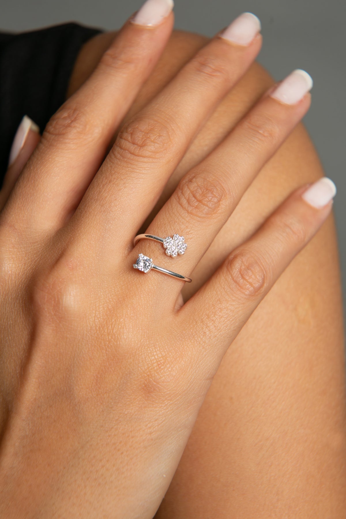 Wholesale Women's 925 Sterling Silver Clover Detail Ring