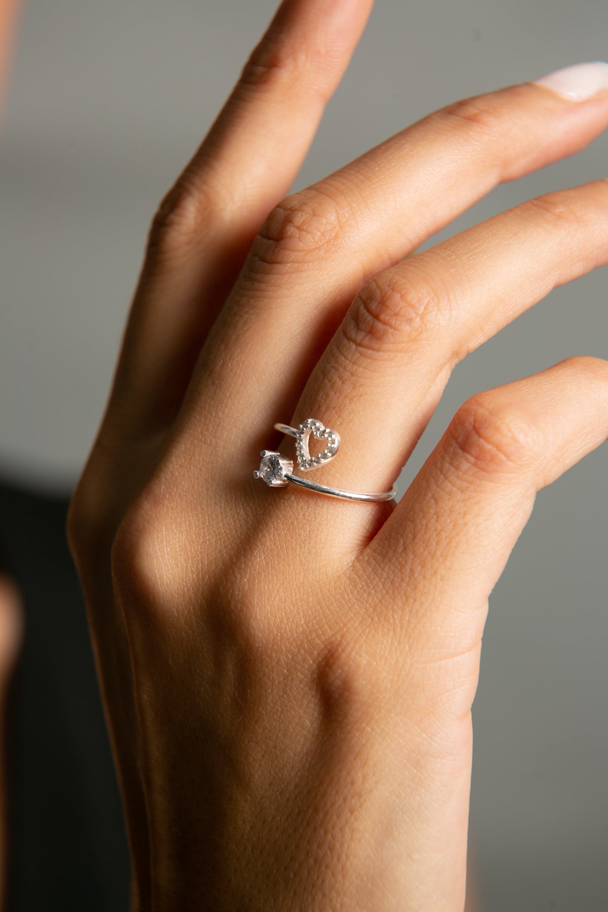 Wholesale Women's 925 Sterling Silver Heart Detail Ring