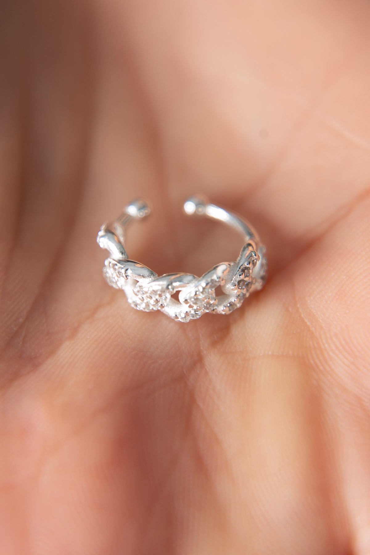 Wholesale Women's 925 Sterling Silver Cartilage Earring with Gourmet Design