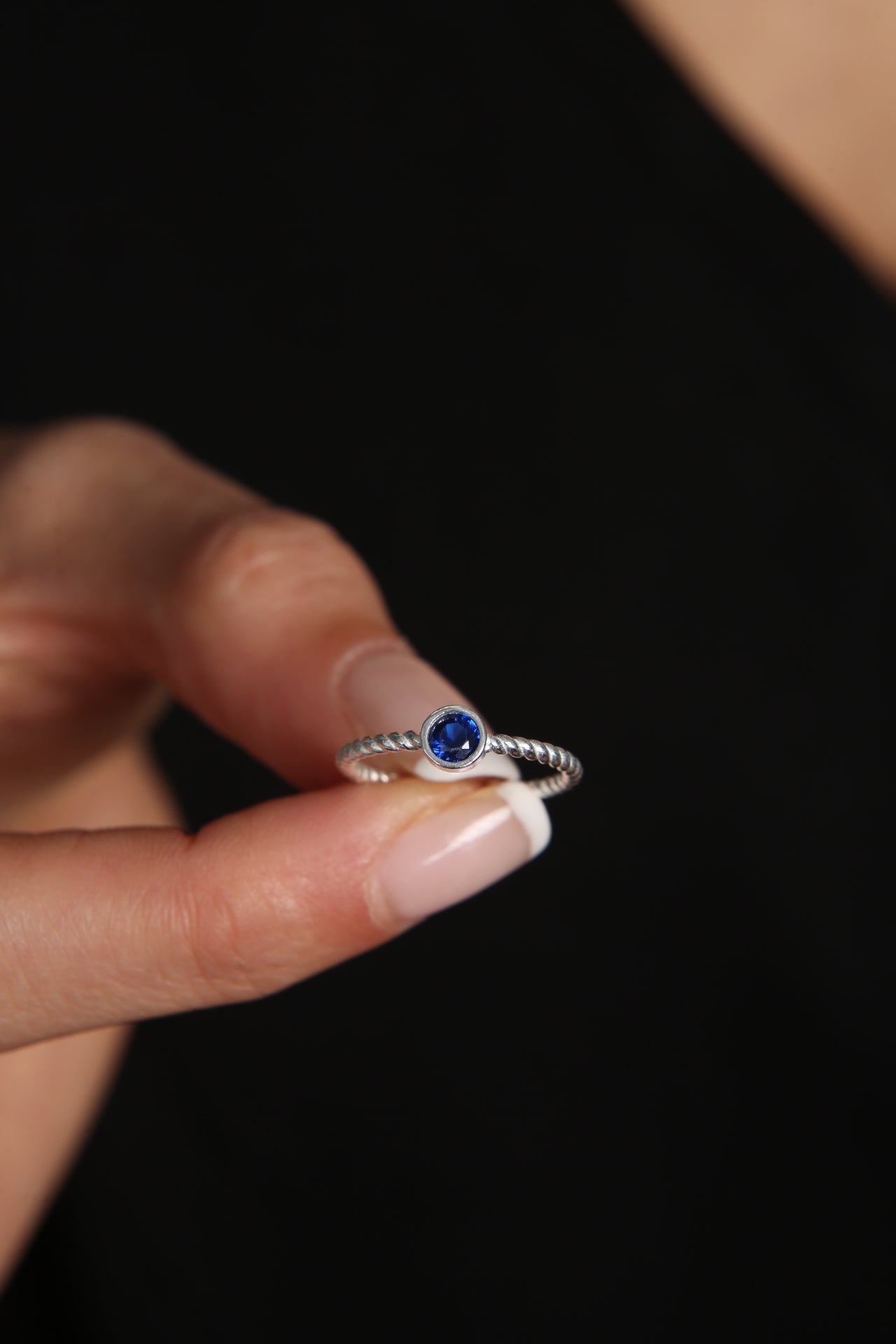 Wholesale Women's Single Stone Twist Model 925 Sterling Silver Ring