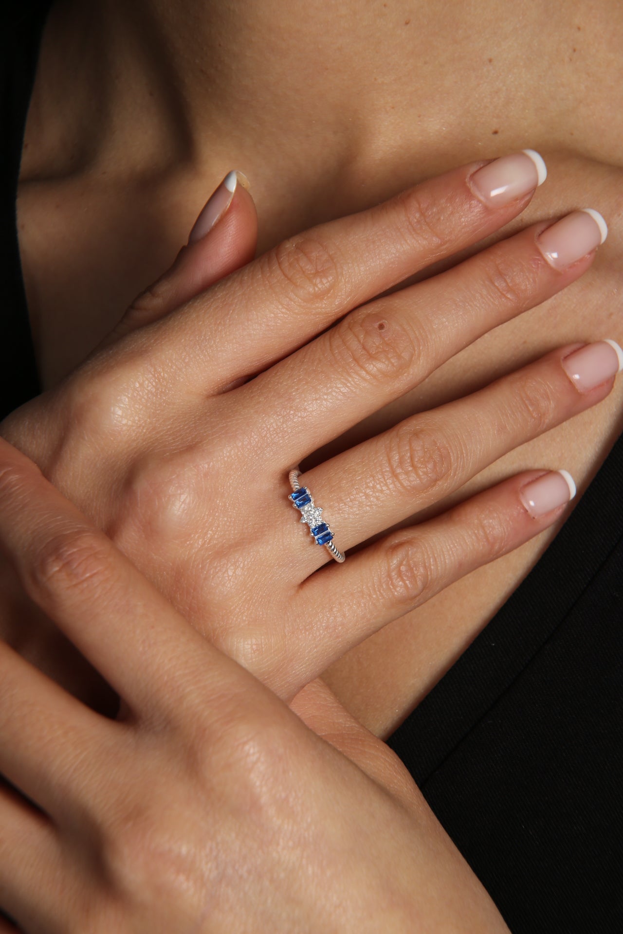 Wholesale Women's Baguette Stone Twist Model 925 Sterling Silver Ring