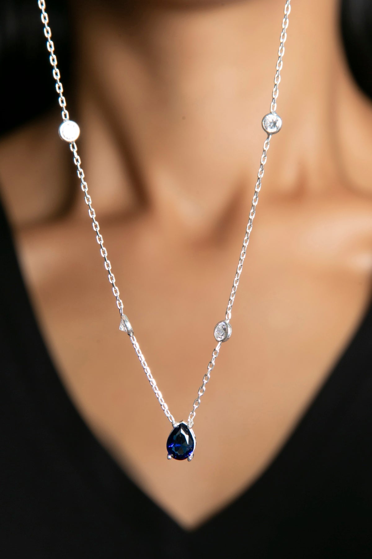 Wholesale Women's 925 Sterling Silver Teardrop Necklace with Stones